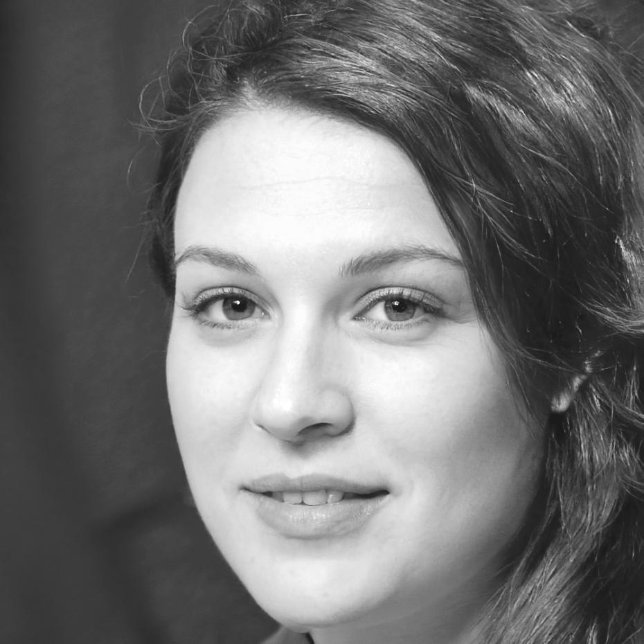 Kylie Bronson, Senior Financial Planning Specialist